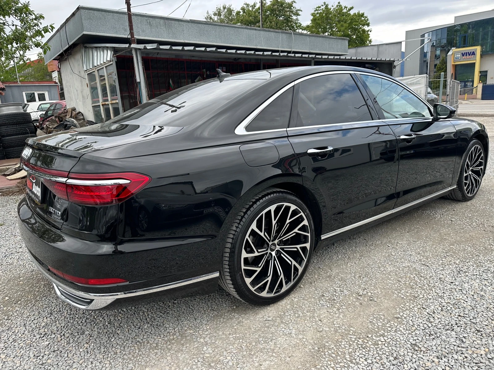 Audi A8 5.0 TDI Barter - изображение 8