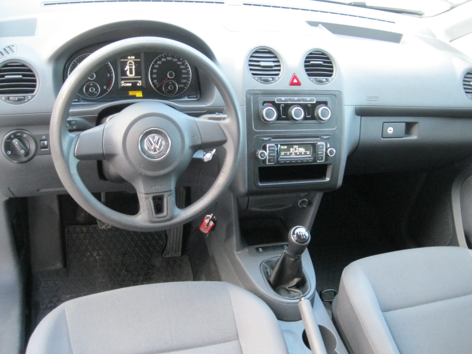 VW Caddy Тrendline BMT | Mobile.bg — изображение 13