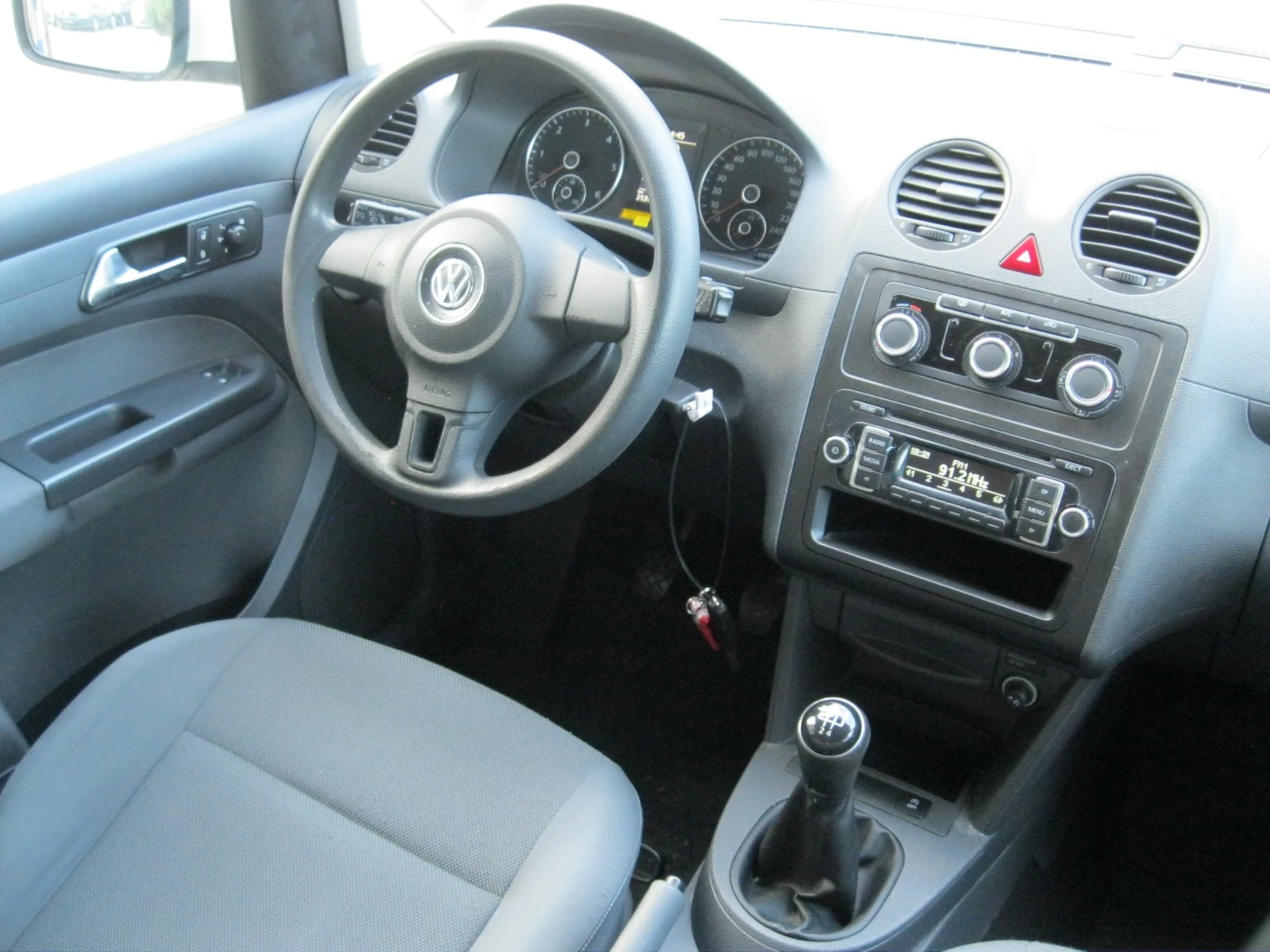 VW Caddy Тrendline BMT | Mobile.bg — изображение 16