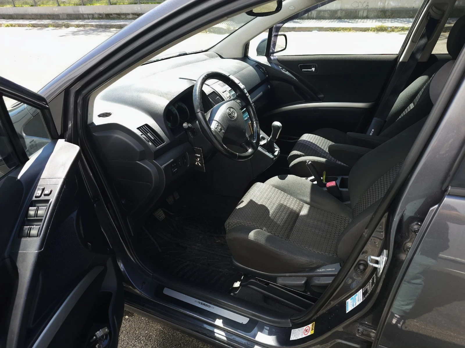 Toyota Corolla verso 2.2 D4D FACELIFT - изображение 10
