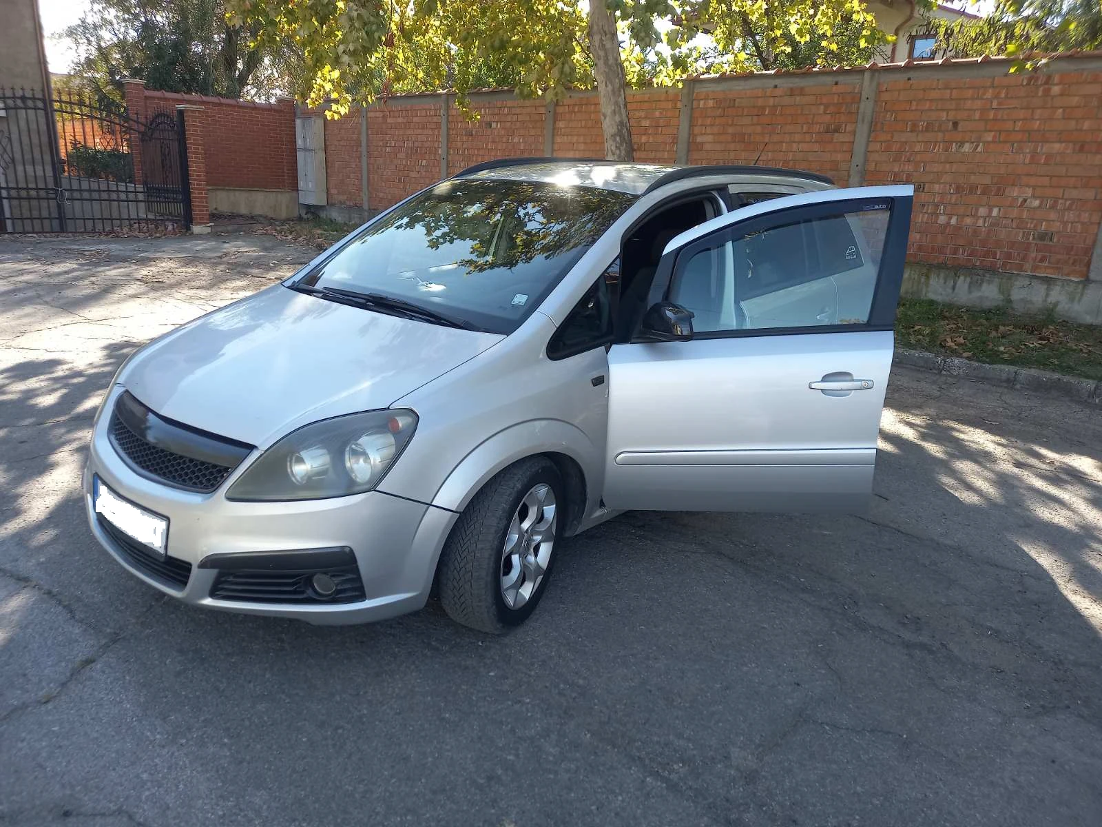 Opel Zafira B - изображение 2