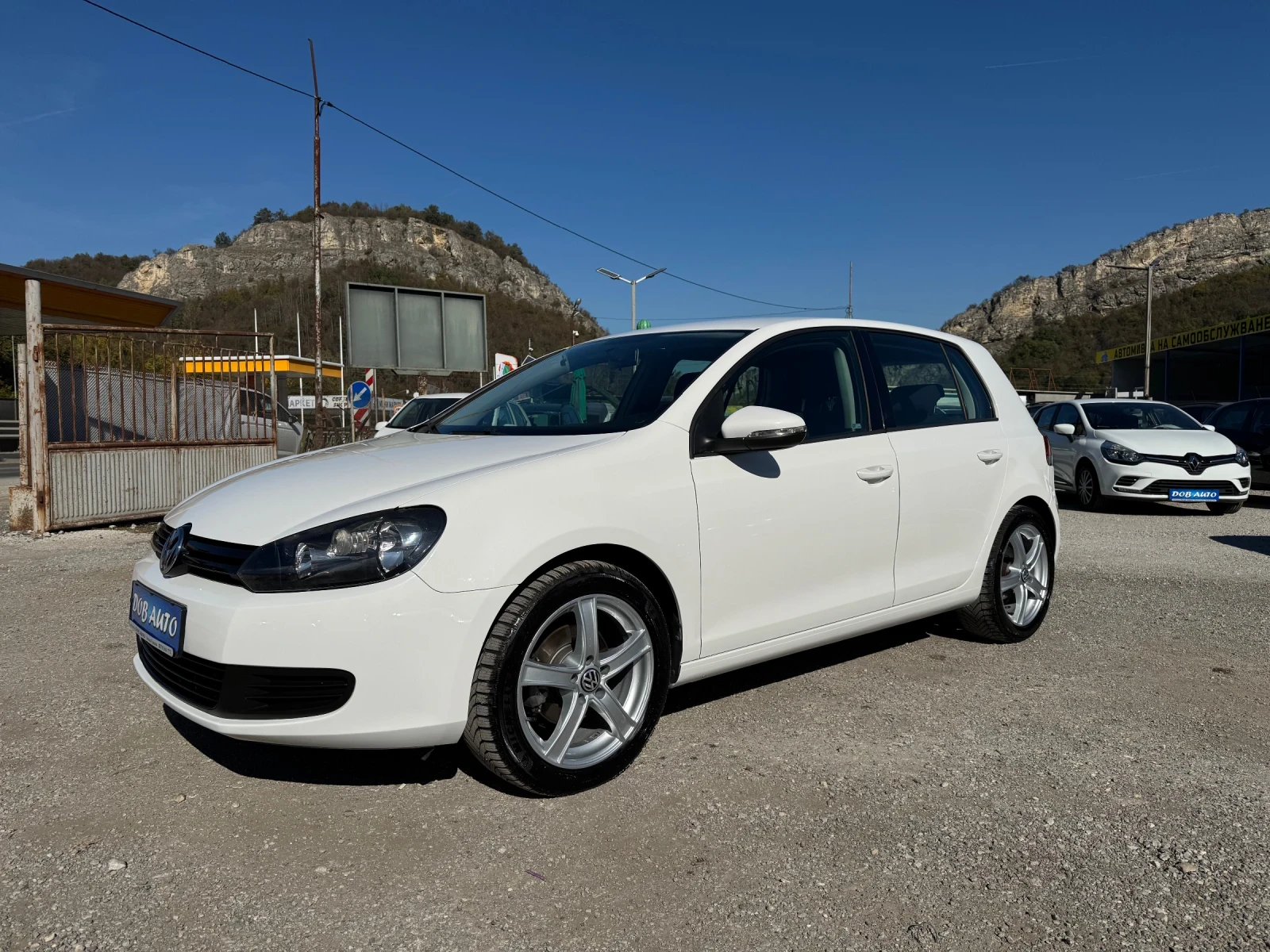 VW Golf 1.6TDI-ПАРКТРОНИК!!! - изображение 2