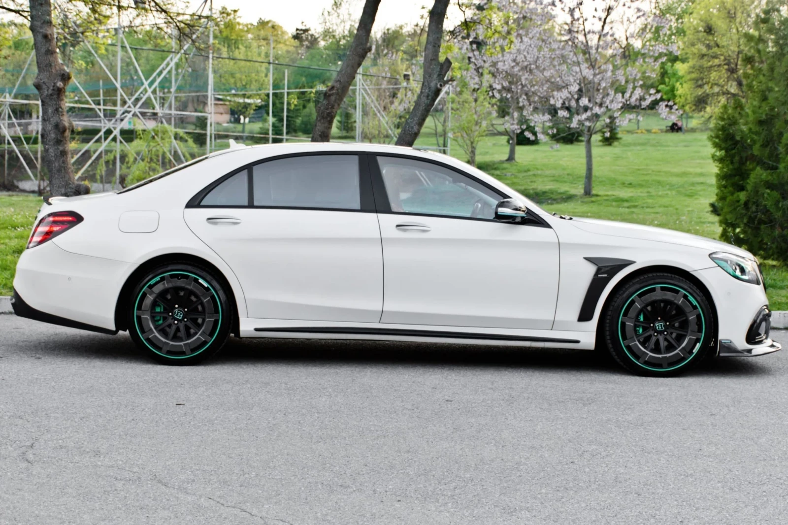 Mercedes-Benz S 500 * BRABUS Tiffany* Long Нов Двигател - изображение 6