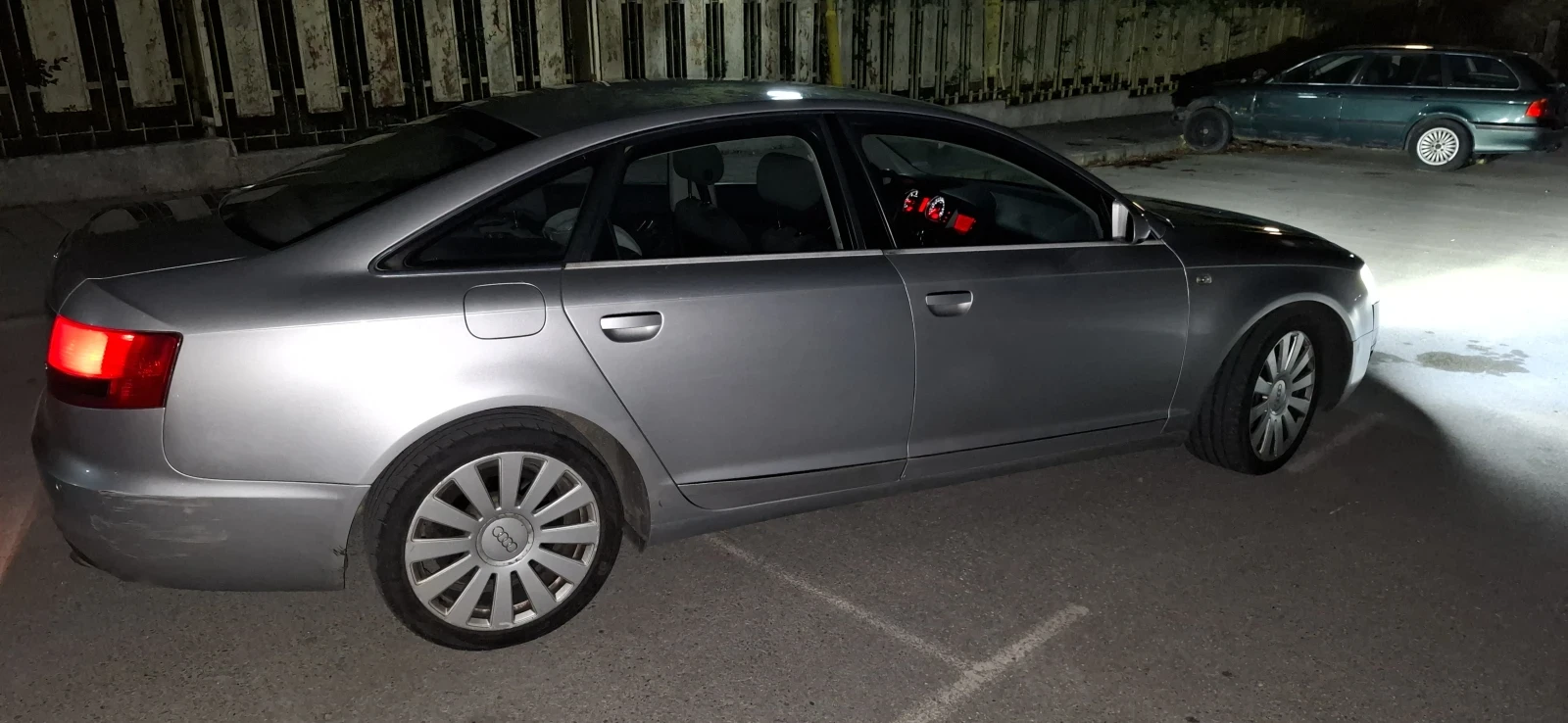 Audi A6 3.0  - изображение 6