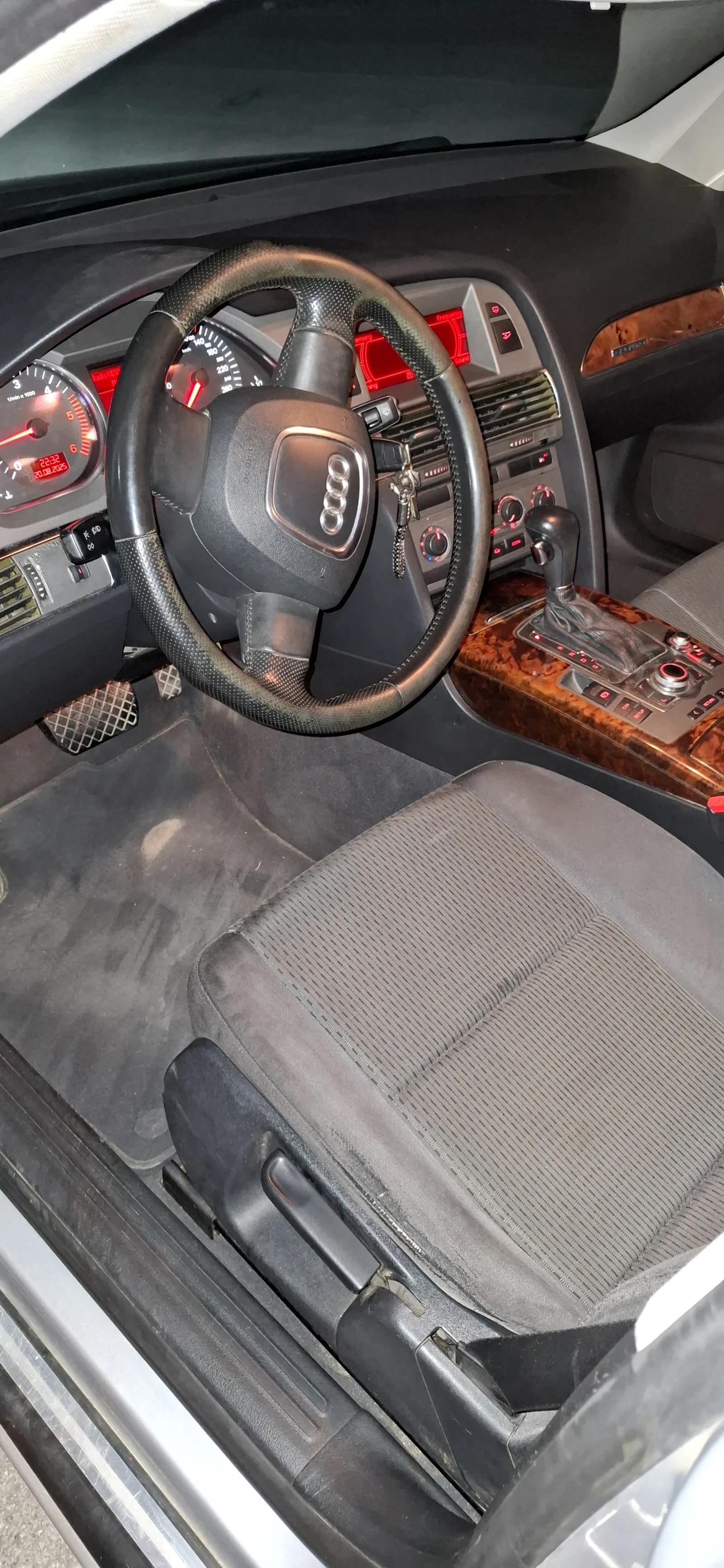 Audi A6 3.0  - изображение 2