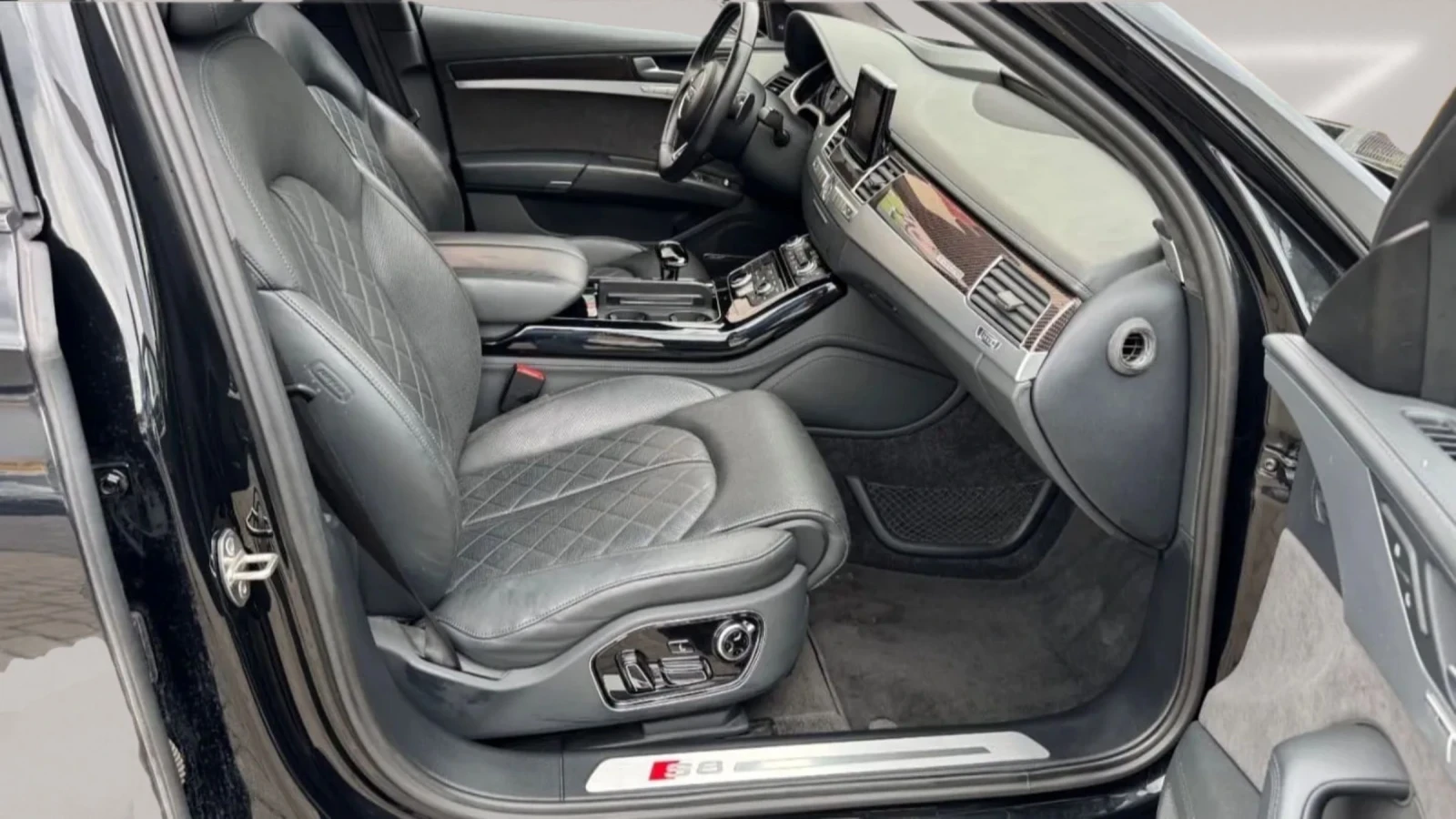 Audi S8 ОЧАКВАН ВНОС Audi S8 Plus MATRIX* CERAMIC - изображение 8