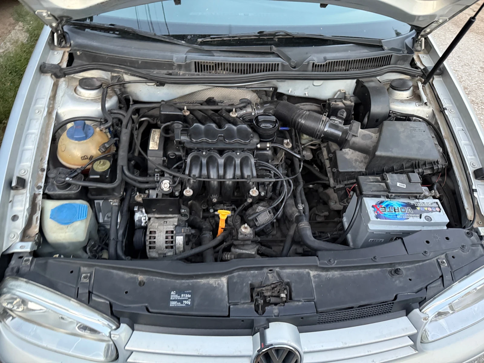 VW Golf 1.6 - изображение 6