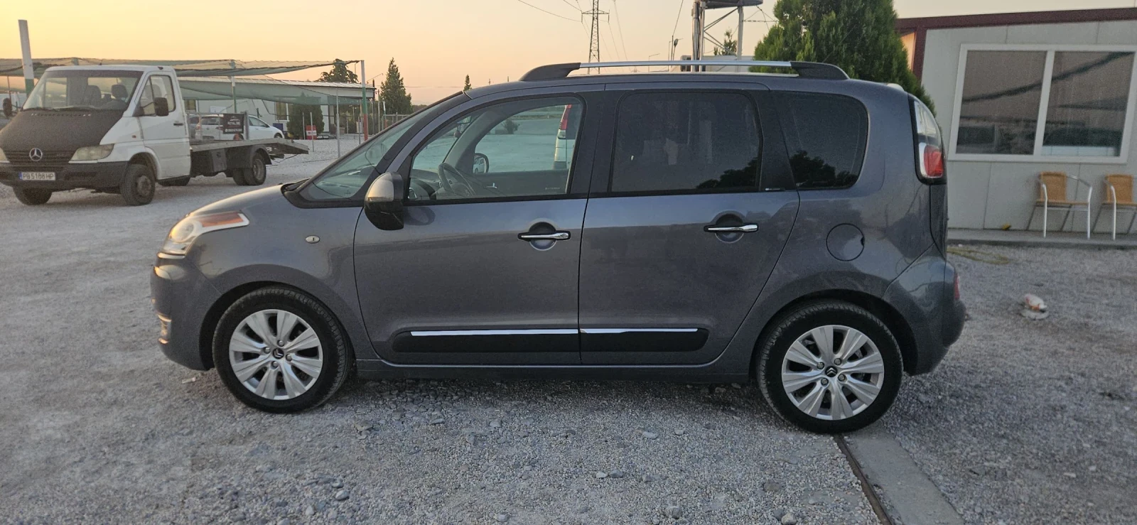Citroen C3 Picasso 1.6 HDI EXCLUZIVE - изображение 8