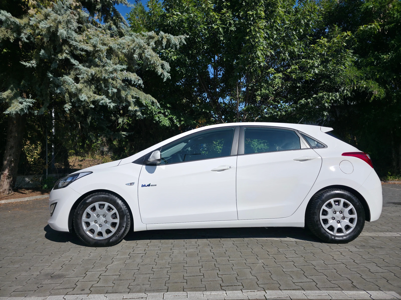 Hyundai I30 1.4i 16v Швейцария - изображение 7