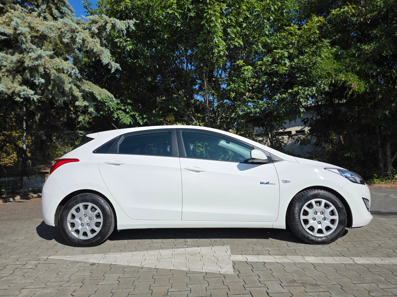 Hyundai I30 1.4i 16v Швейцария - изображение 8