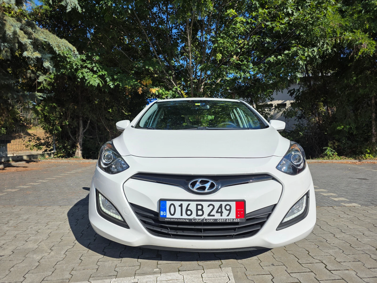 Hyundai I30 1.4i 16v Швейцария - изображение 2