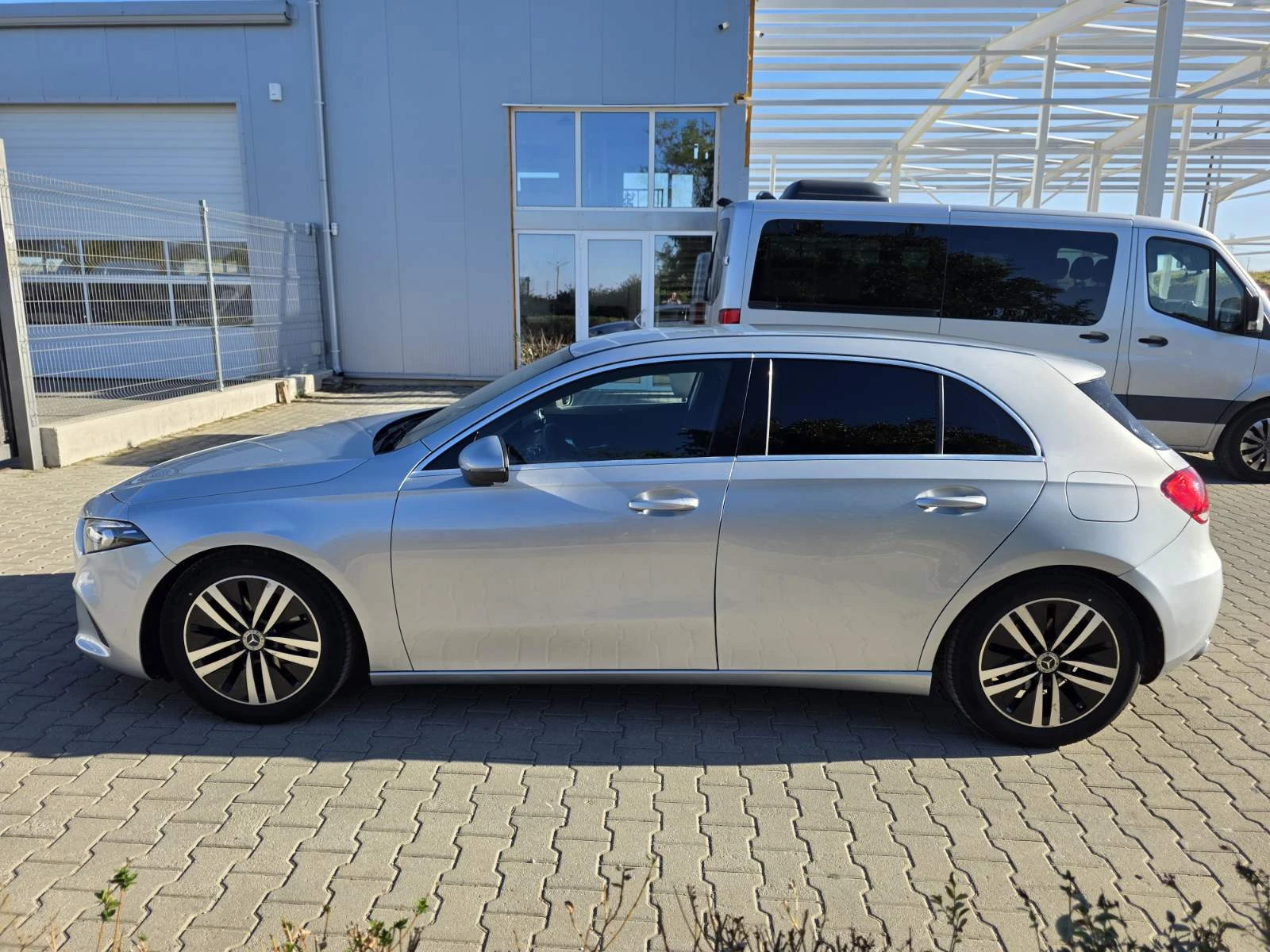 Mercedes-Benz A 180 d - изображение 2