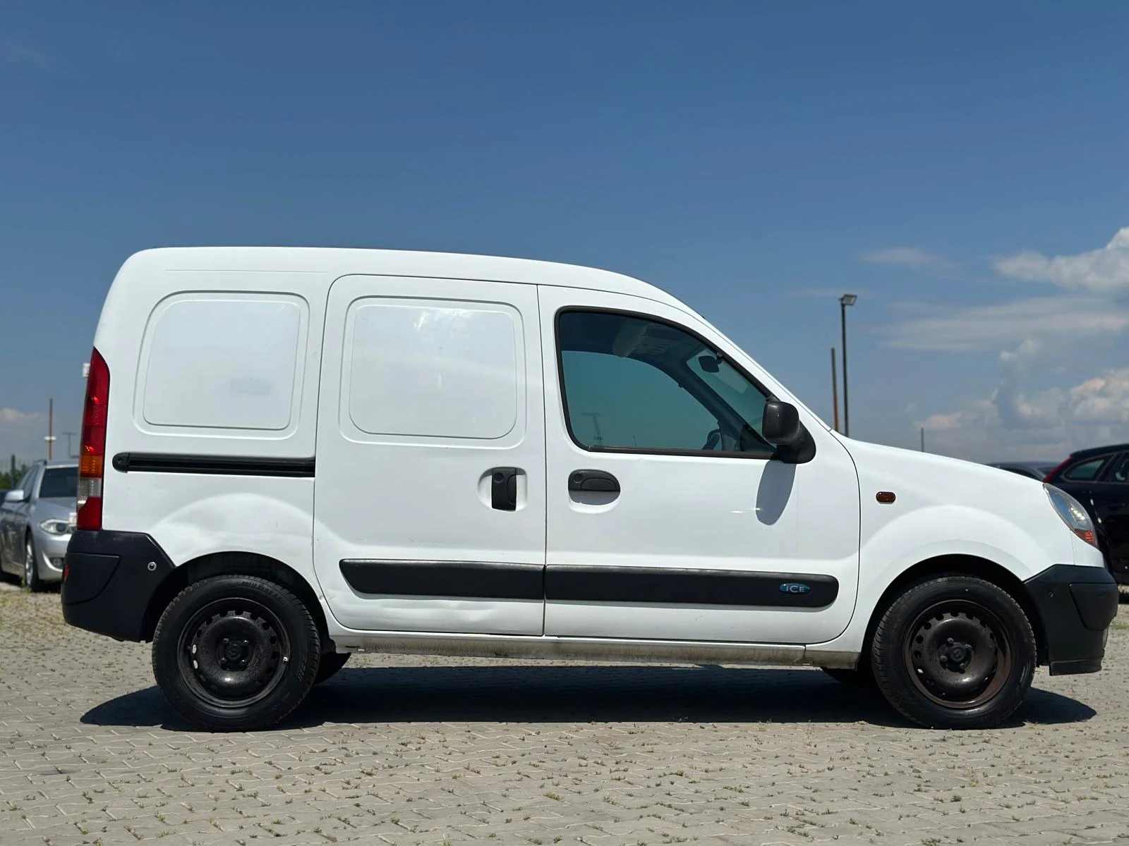 Renault Kangoo / 1.5D / 82HP /  | Mobile.bg   2