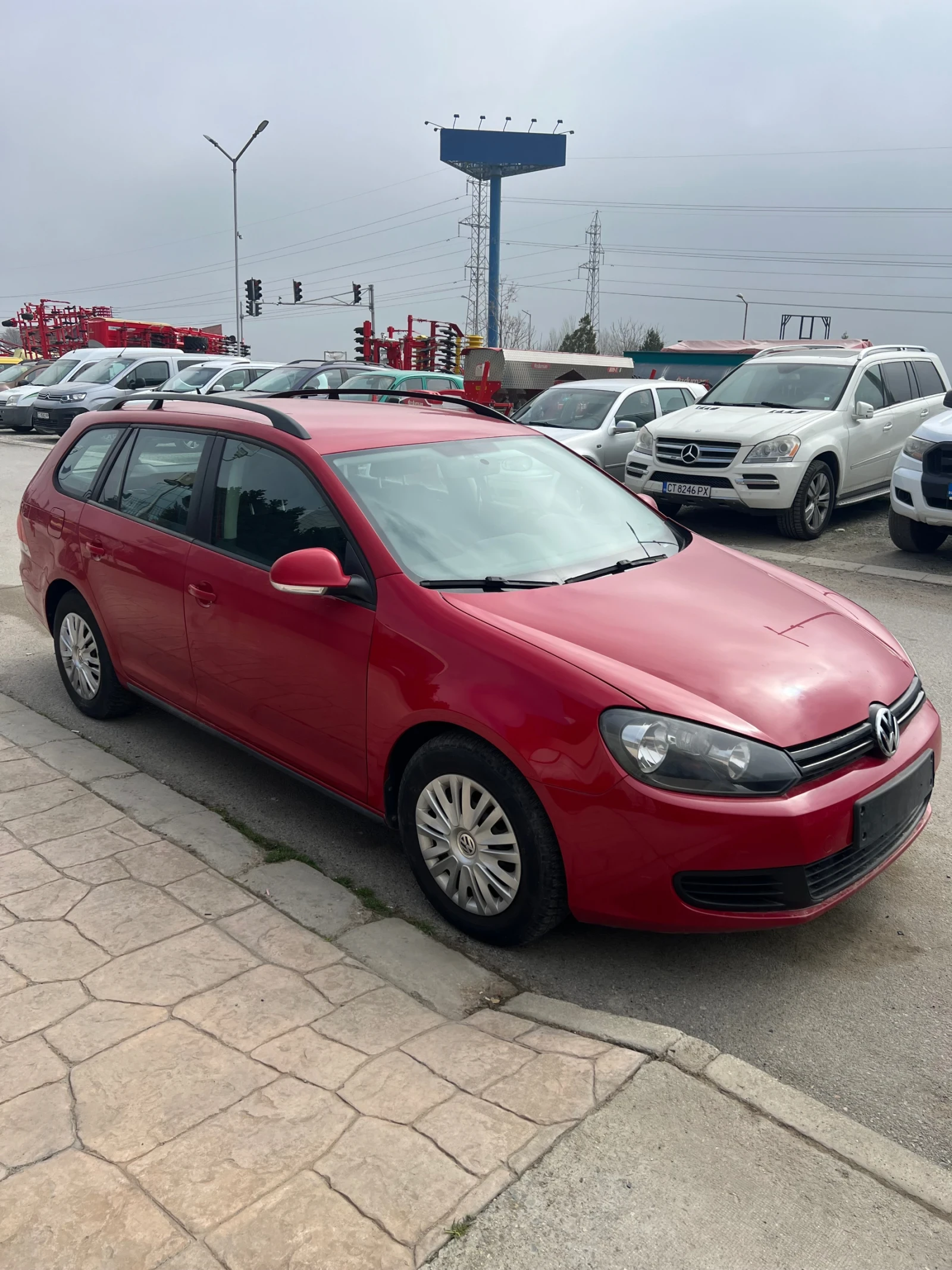 VW Golf 1.4 бензин.6 скороти, снимка 3 - Автомобили и джипове - 53835714