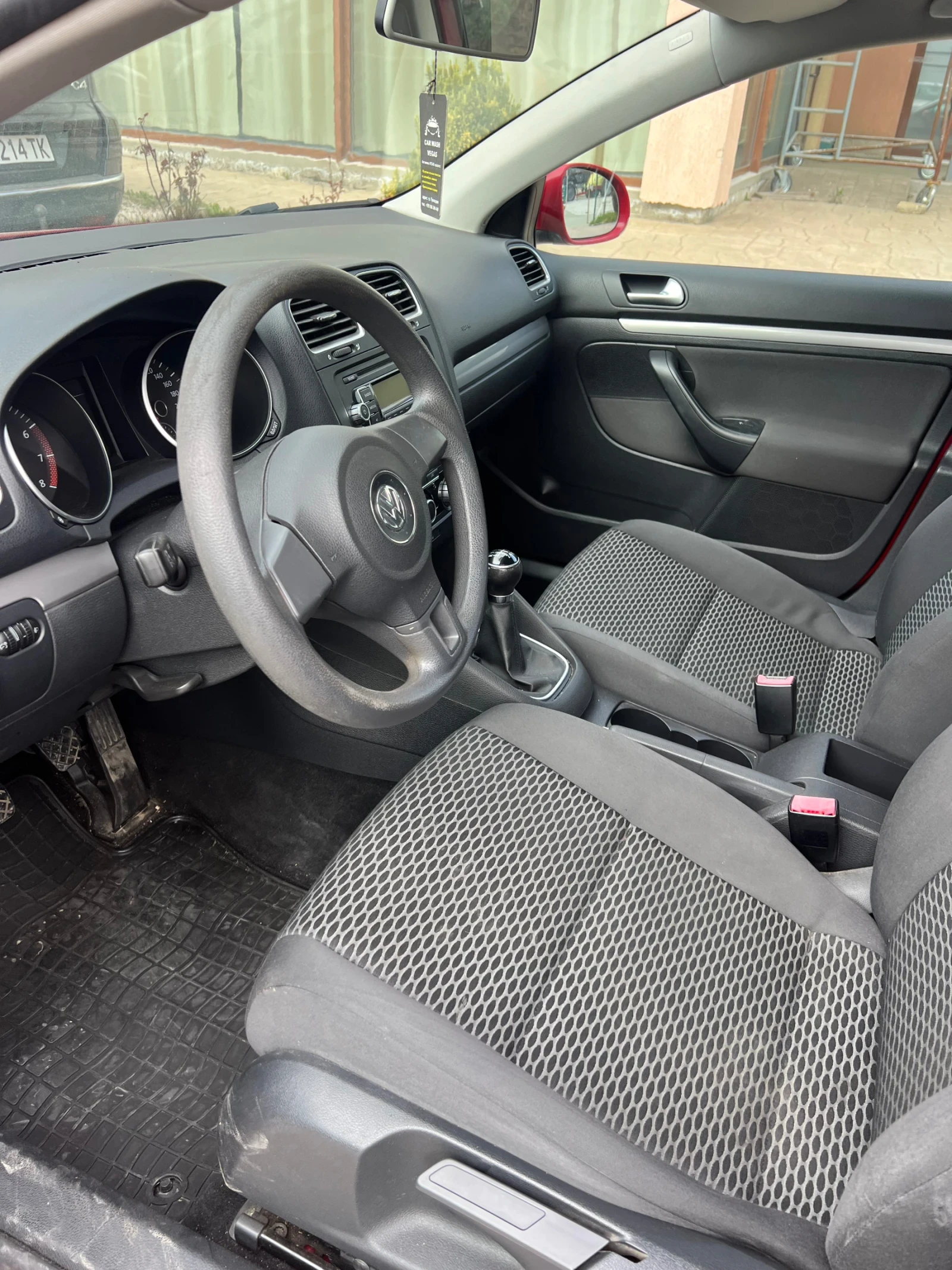 VW Golf 1.4 бензин.6 скороти, снимка 7 - Автомобили и джипове - 53835714