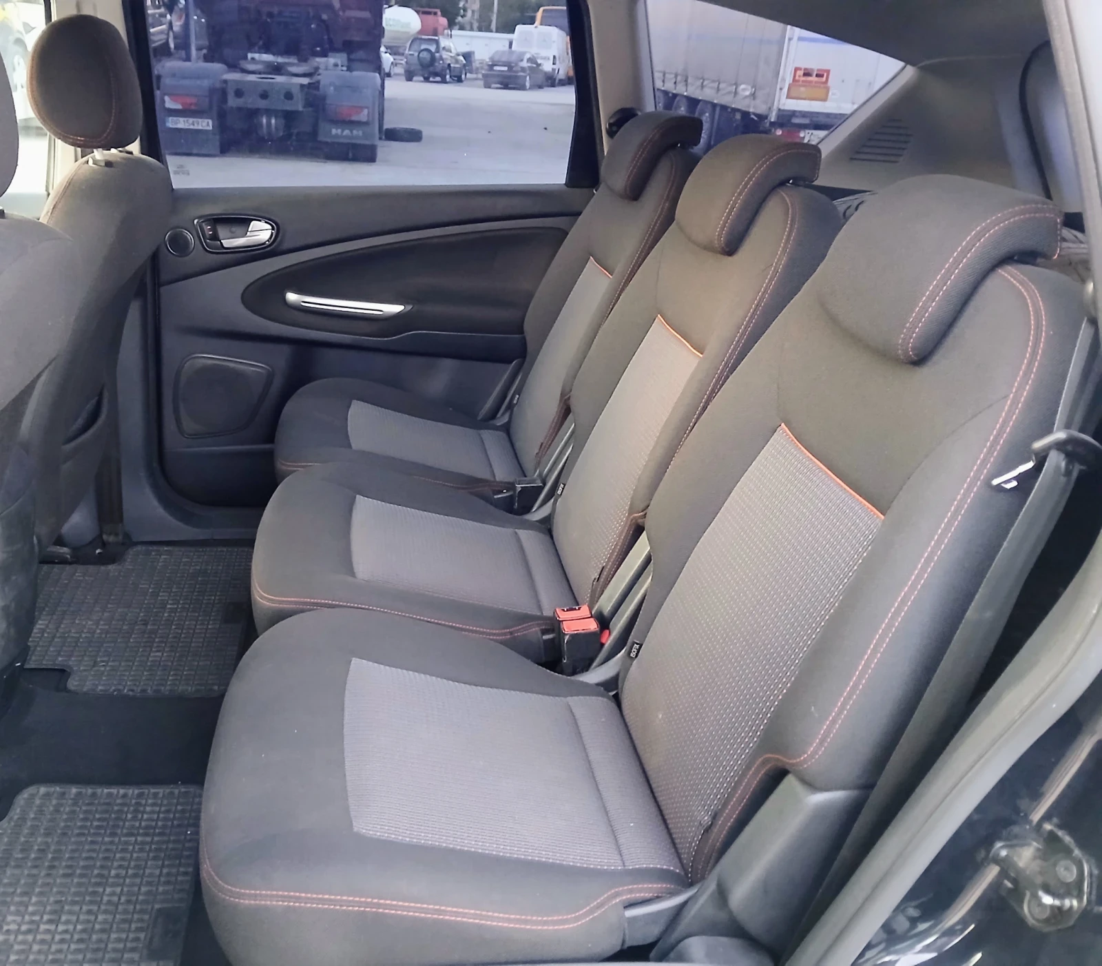 Ford S-Max 2.0D-avtomatik, снимка 10 - Автомобили и джипове - 54683702