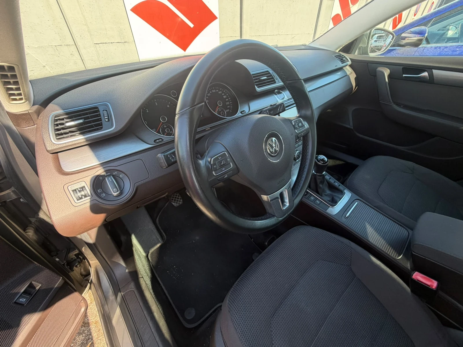 VW Passat 2.0 TDI 140 �.� | Mobile.bg � ����������� 9