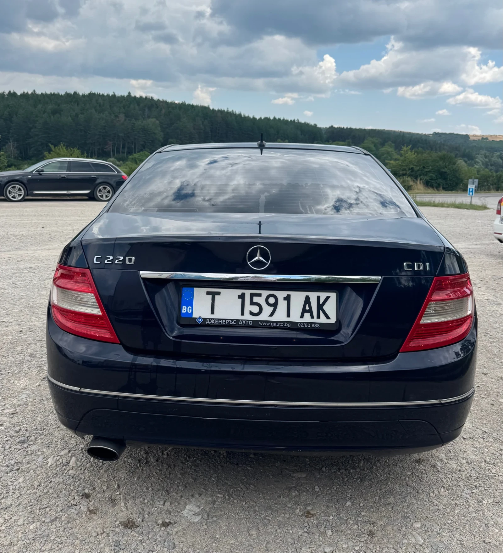 Mercedes-Benz C 220, снимка 4 - Автомобили и джипове - 55330653