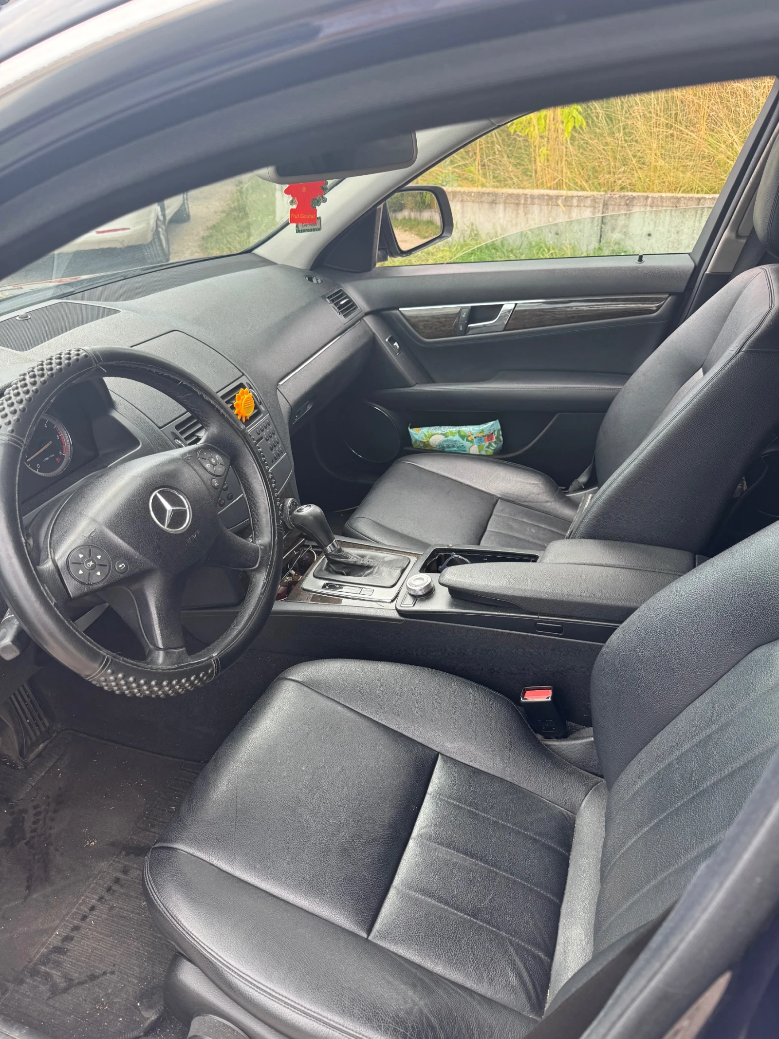 Mercedes-Benz C 220, снимка 5 - Автомобили и джипове - 55330653