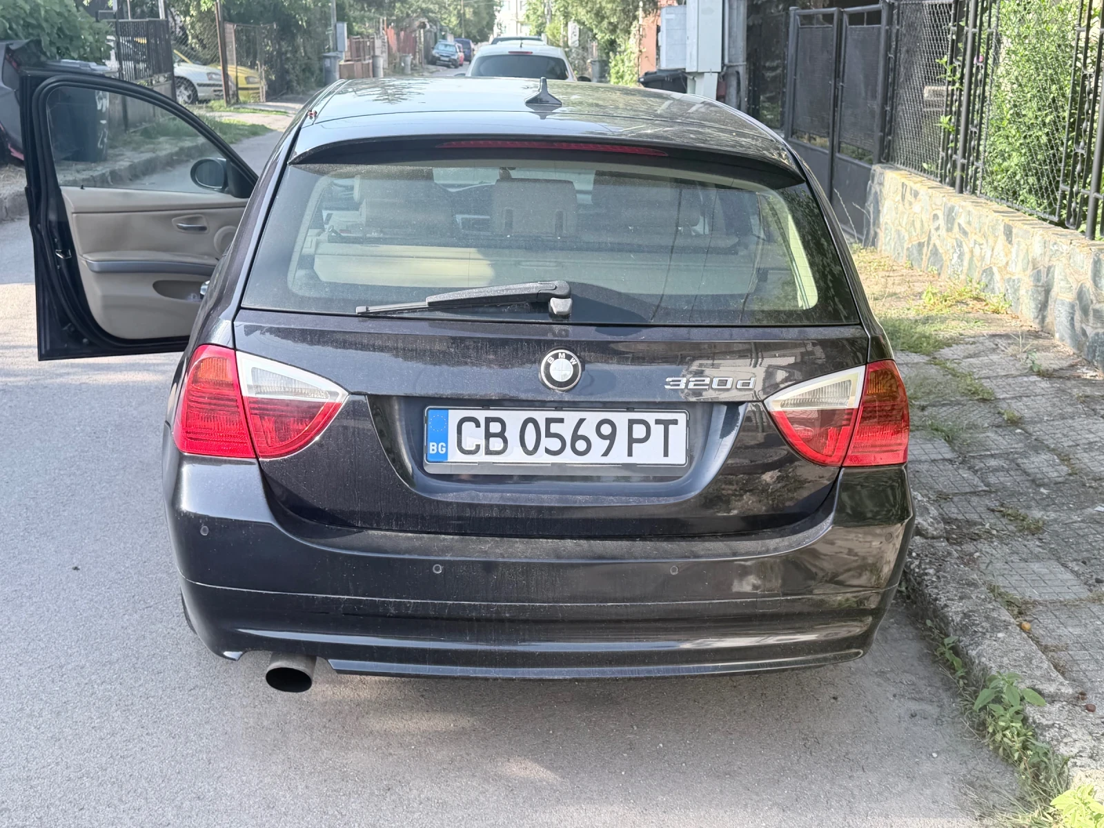 BMW 320, снимка 4 - Автомобили и джипове - 55618056