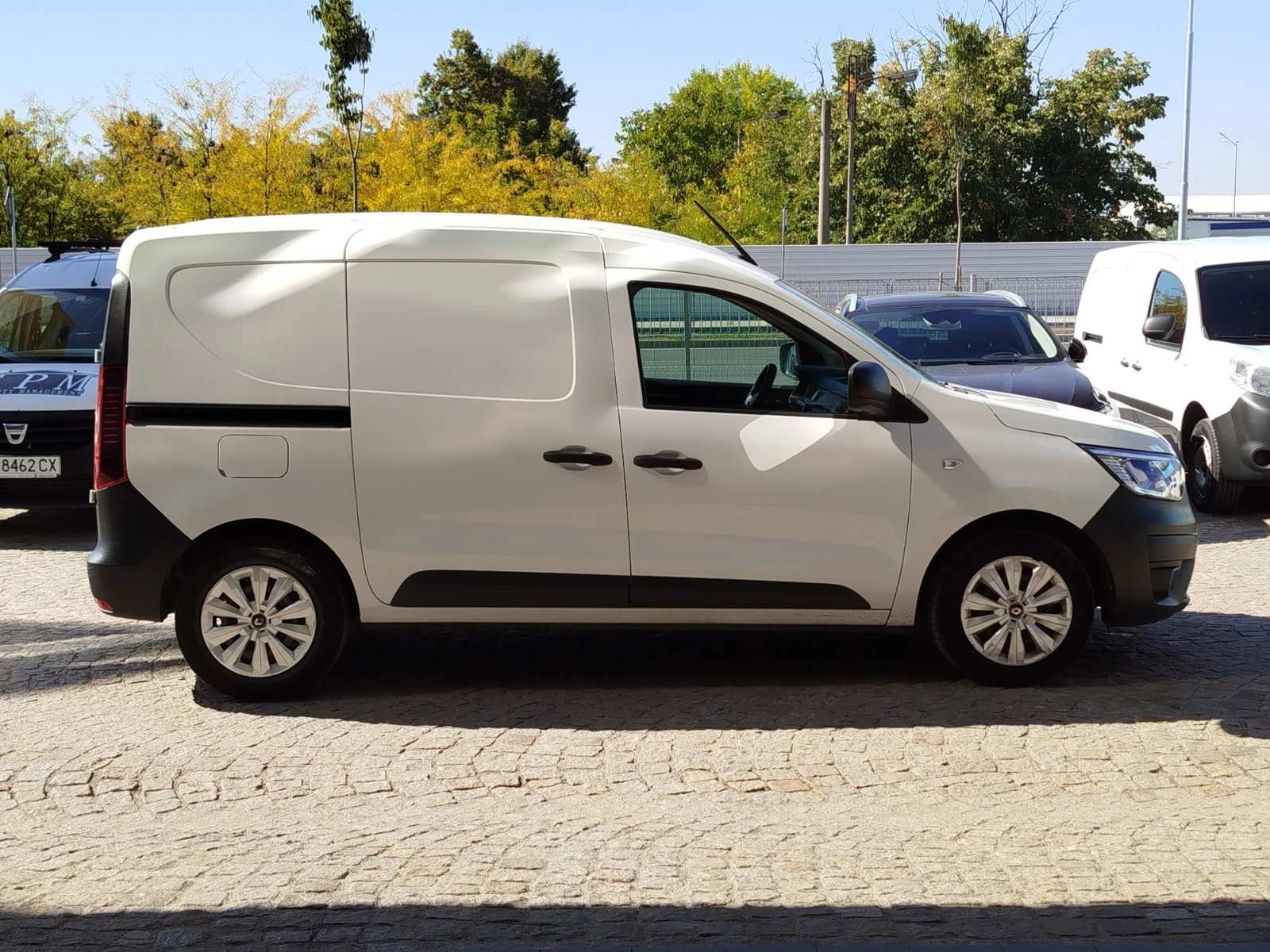 Renault Express 1.5 dCi/75к.с., снимка 4 - Автомобили и джипове - 56411753