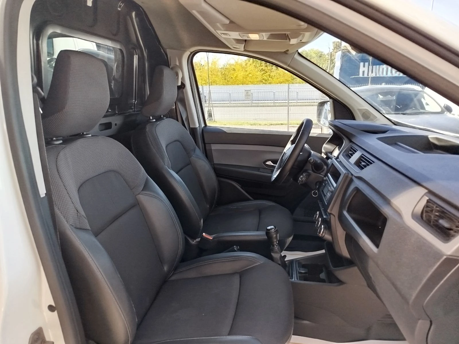 Renault Express 1.5 dCi/75к.с., снимка 17 - Автомобили и джипове - 56411753
