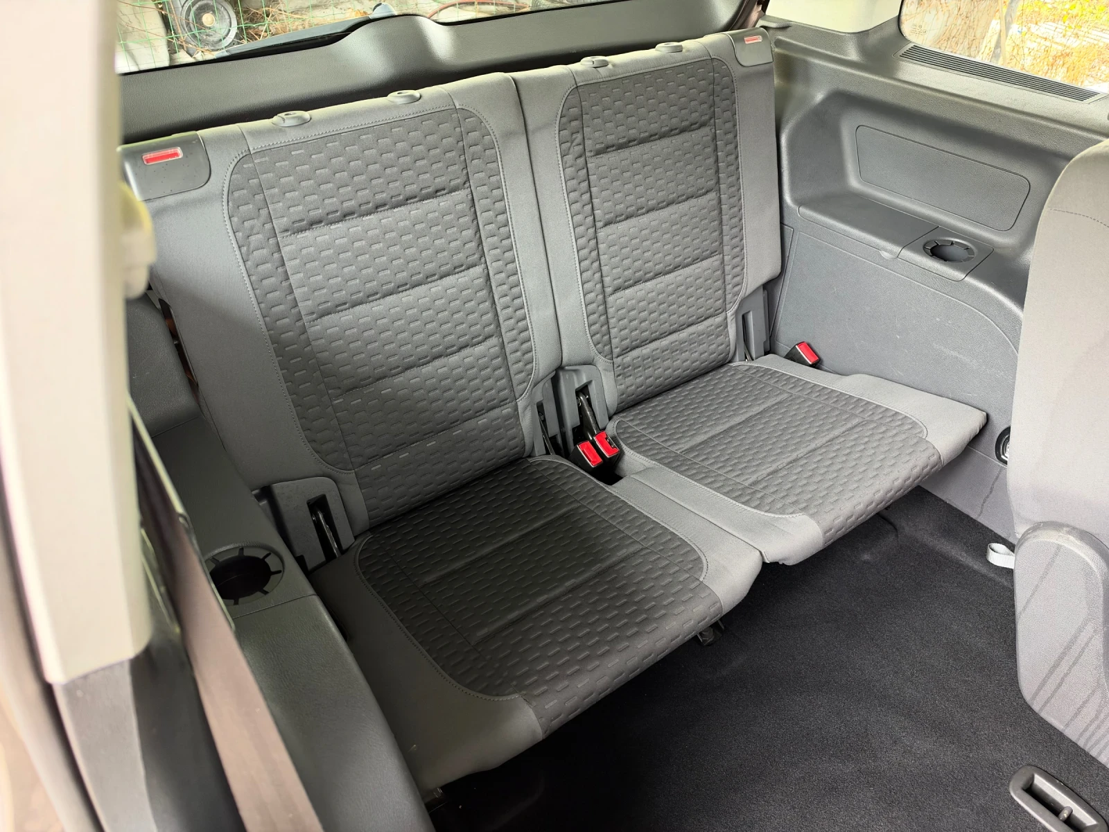 VW Touran 2.0TDI (140hp) 7 �����/���� ����/��������/������ | Mobile.bg � ����������� 14