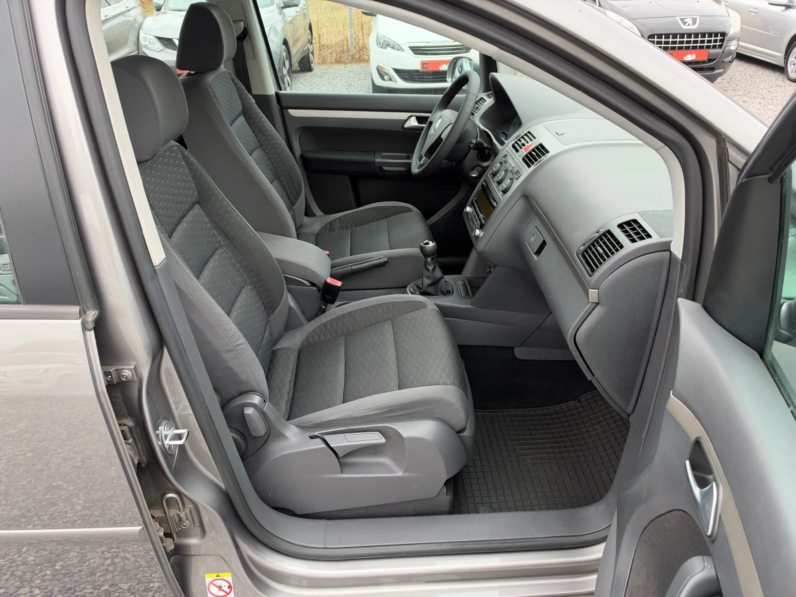 VW Touran 2.0TDI (140hp) 7 �����/���� ����/��������/������ | Mobile.bg � ����������� 12