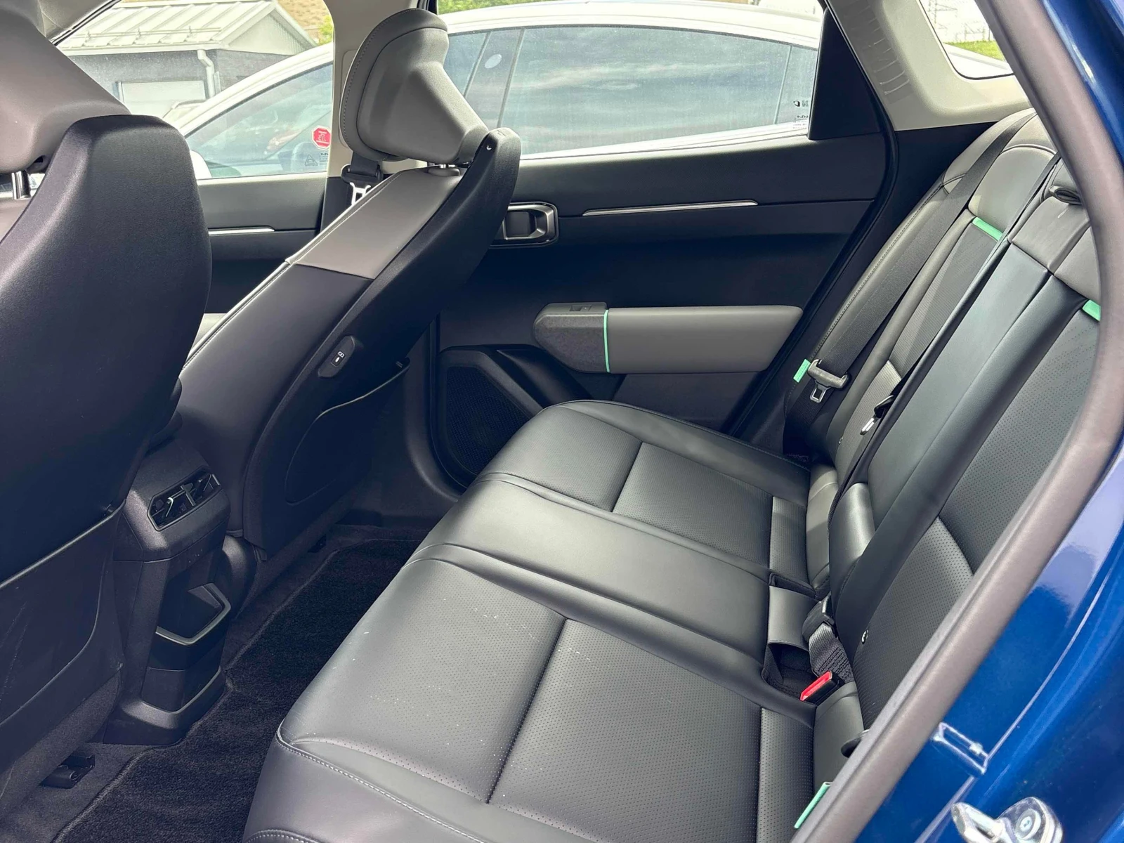 Kia EV4 * Wind Premium * CARFAX * ��� ������������ ������ | Mobile.bg � ����������� 11