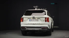 Kia Sorento 2.5T/4WD/GRAVITY/HUD/360, снимка 4
