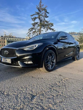  Infiniti Q30