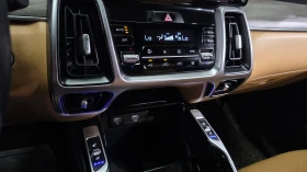 Kia Sorento 4WD * DIS * ОБДУХ * КАМЕРА * ПОДГРЕВИ * М ТОЧКА | Auto.bg — изображение 14