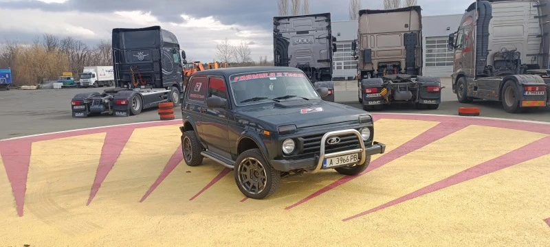 Lada Niva 212140Y  4x4  ГАЗ/БЕНЗИН , снимка 9 - Автомобили и джипове - 48189704