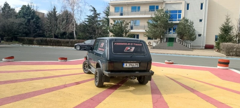 Lada Niva 212140Y  4x4  ГАЗ/БЕНЗИН , снимка 5 - Автомобили и джипове - 48189704