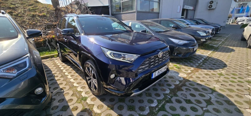 Toyota Rav4 * В ГАРАНЦИЯ* 2.5 Hybrid* 4х4* 222к.с.* 360* , снимка 2 - Автомобили и джипове - 47740666