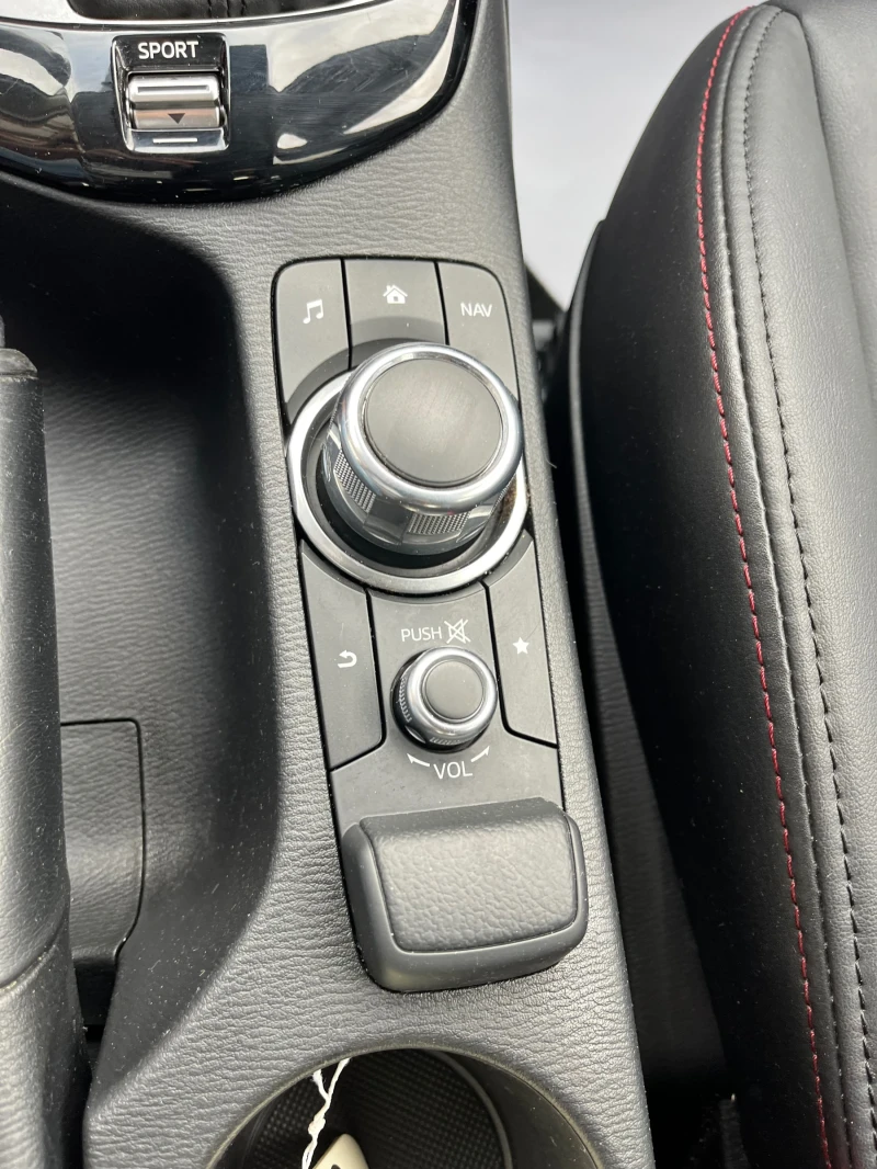 Mazda CX-3 2.0i Attraction 116000км, снимка 16 - Автомобили и джипове - 51332414