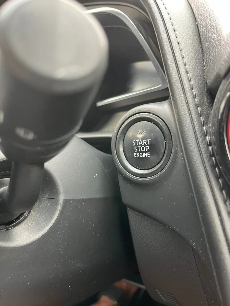 Mazda CX-3 2.0i Attraction 116000км, снимка 8 - Автомобили и джипове - 51332414