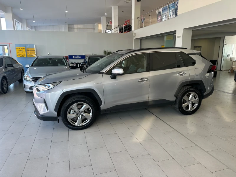 Toyota Rav4 Luxury, снимка 2 - Автомобили и джипове - 52170493
