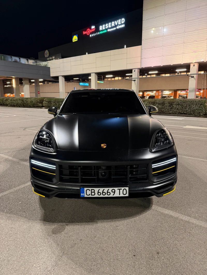 Porsche Cayenne TURBO GT * CARBON PACKET * SOFT CLOSE * HEAD UP, снимка 2 - Автомобили и джипове - 52710082