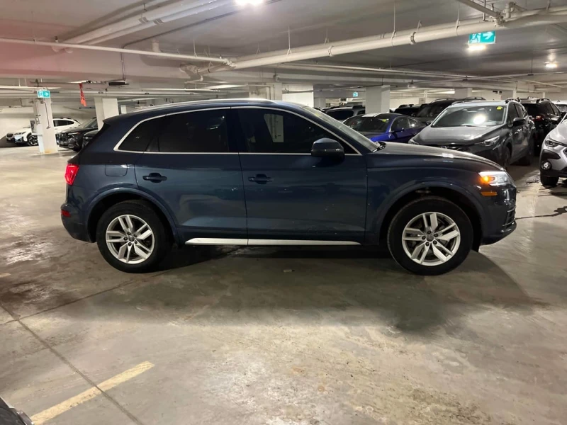 Audi Q5 2018 Komfort * CARFAX * БЕЗ ПЪРВОНАЧАЛНА ВНОСКА, снимка 4 - Автомобили и джипове - 53209493