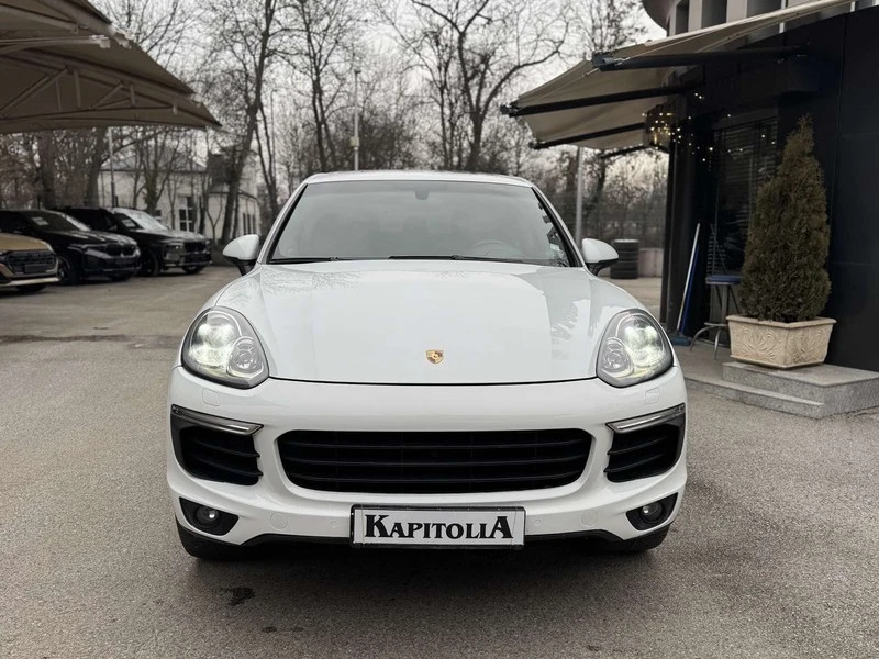 Porsche Cayenne 3.0d, снимка 3 - Автомобили и джипове - 53175396