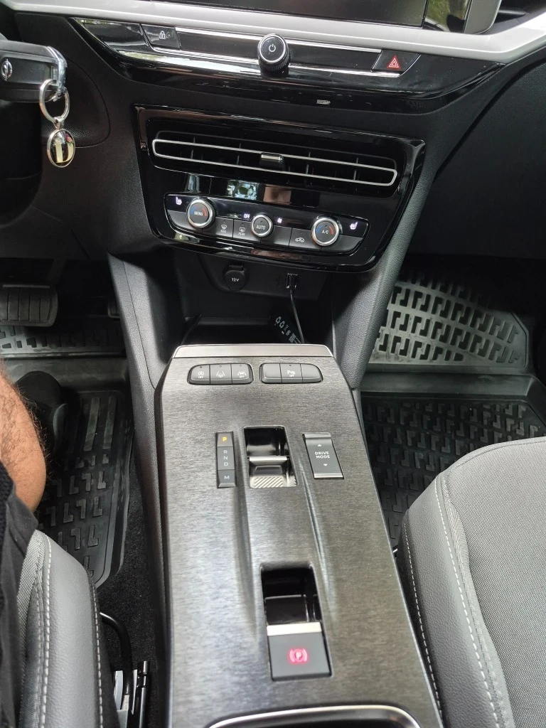 Opel Mokka, снимка 16 - Автомобили и джипове - 54486377