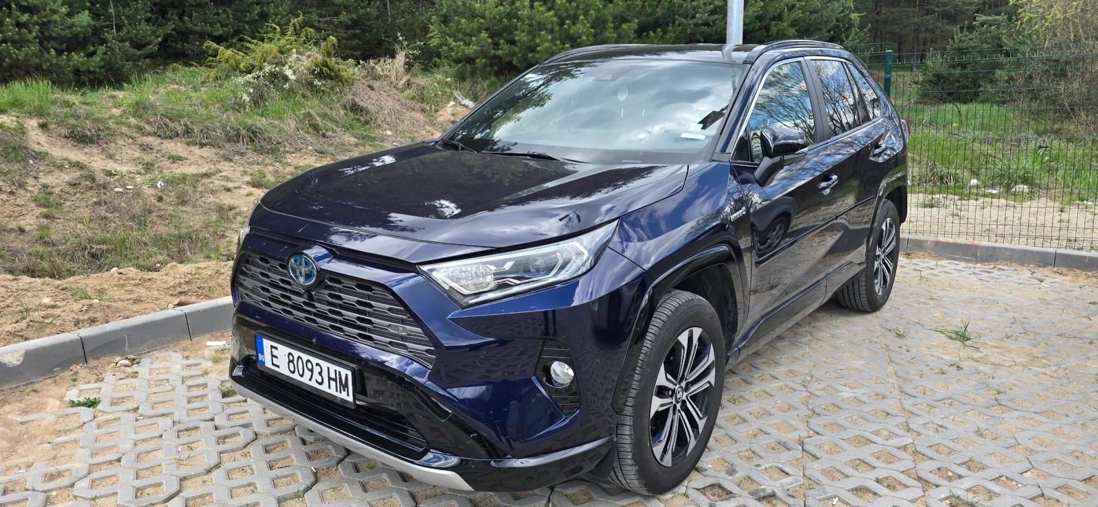Toyota Rav4 КАТО НОВА* В ГАРАНЦИЯ* 4X4* 222к.с., снимка 1