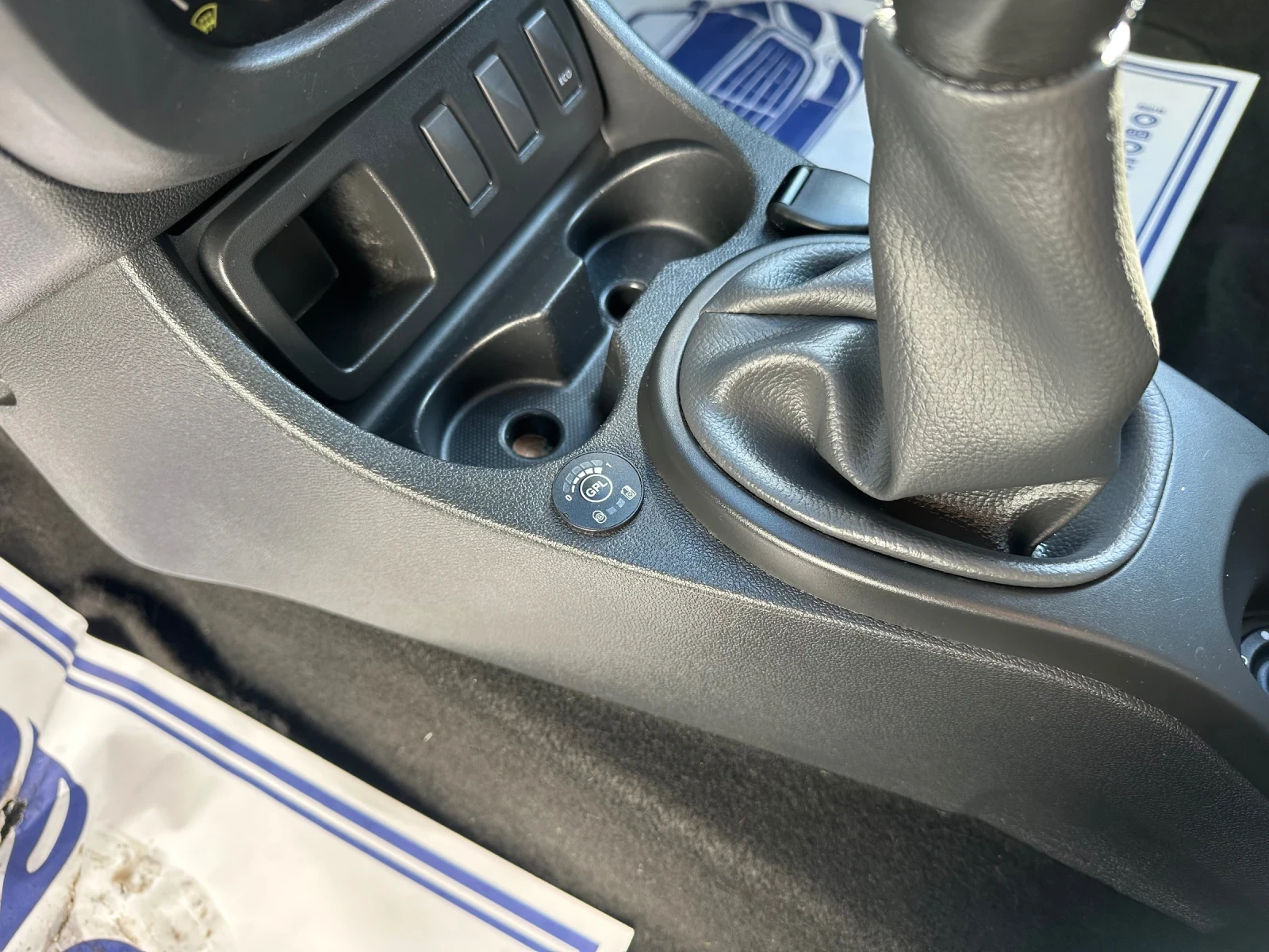 Dacia Duster 1.6i  | Mobile.bg   11