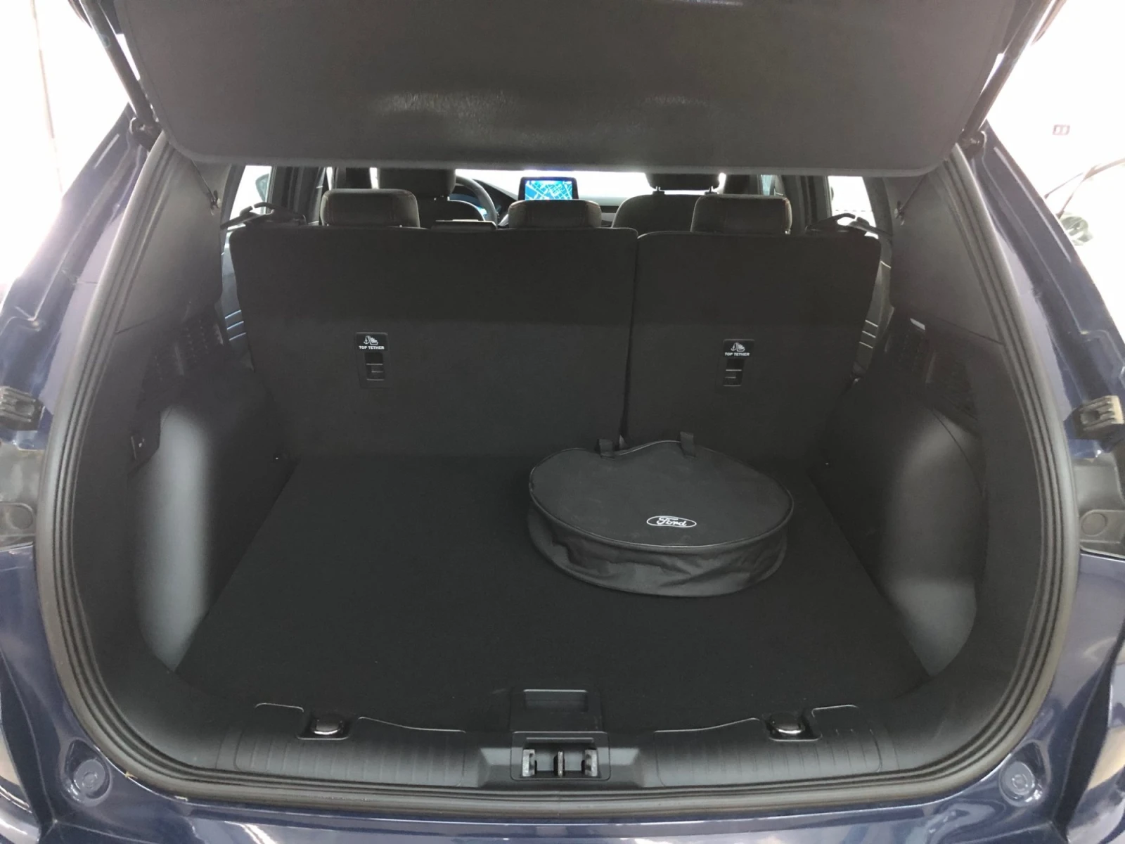 Ford Kuga 2.5 ST Line plug - изображение 10