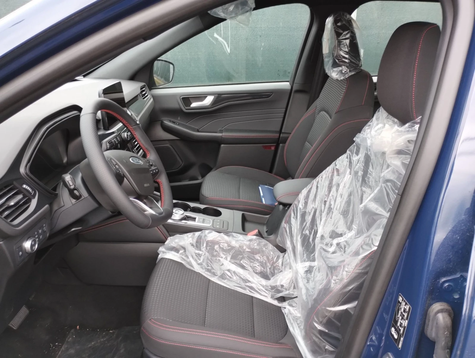 Ford Kuga 2.5 ST Line plug - изображение 5