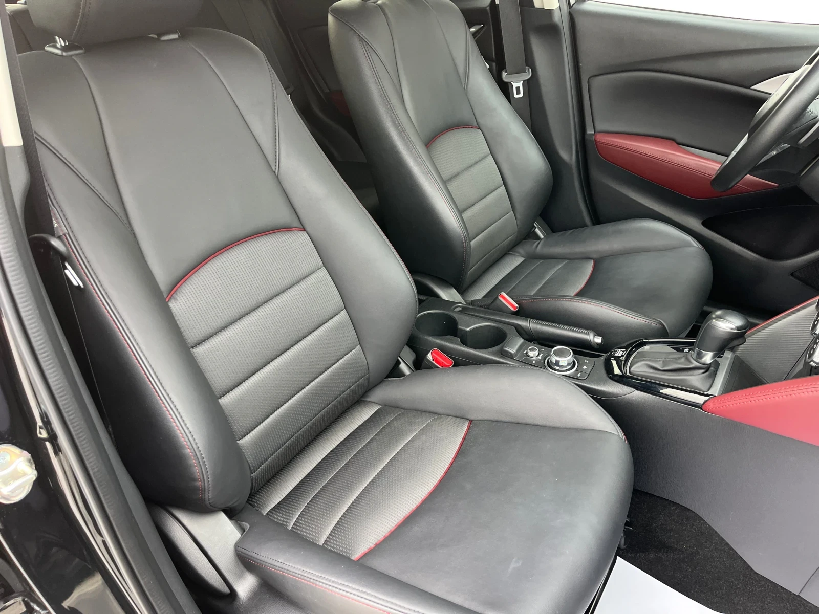 Mazda CX-3 2.0i Attraction 116000км - изображение 10