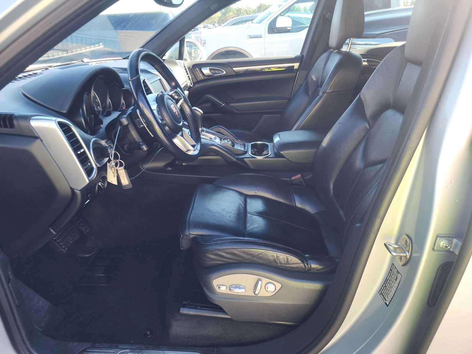 Porsche Cayenne FACELIFT* ОБДУХ* BOSE* KEYLESS* LANE ASSIST* BI-XE - изображение 10