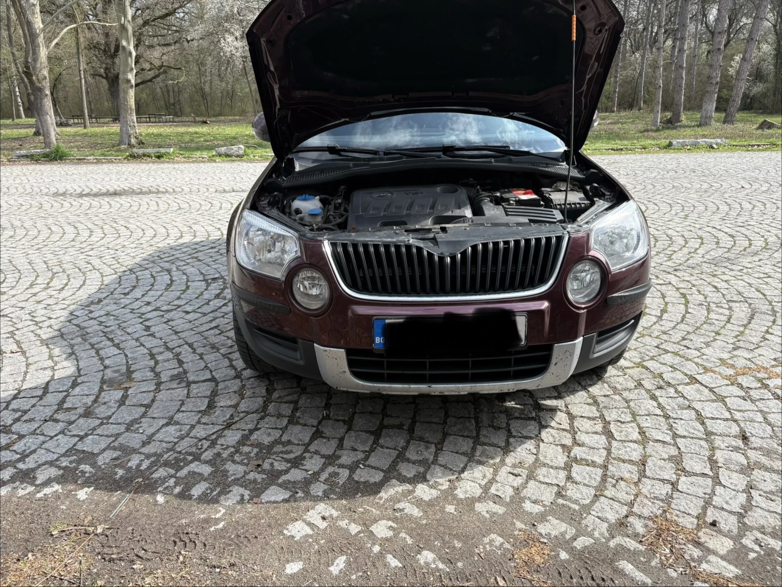 Skoda Yeti, снимка 2 - Автомобили и джипове - 54040864