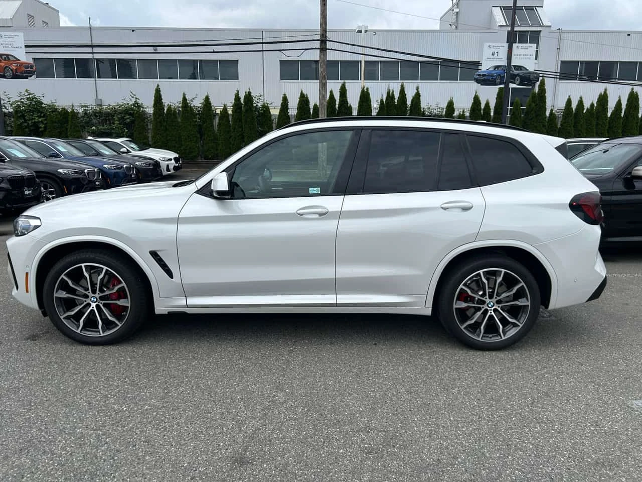 BMW X3 * xDrive30i * CARFAX * 2 ����� * HARMAN * HEAD UP | Mobile.bg � ����������� 2